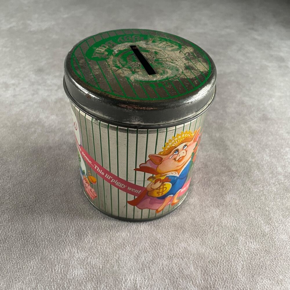 Vintage Fannie's Gourmet Mud Pies Tin Coin Bank Lil Piggy Nursery Rhyme 80s